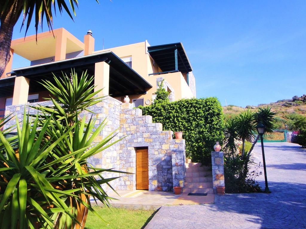 Wild Pear Villa Лигарья Экстерьер фото
