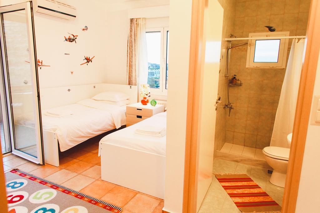 Wild Pear Villa Лигарья Экстерьер фото