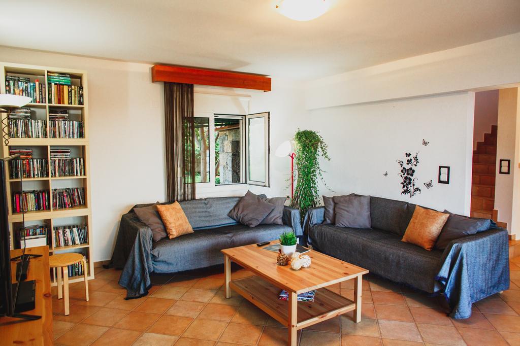 Wild Pear Villa Лигарья Экстерьер фото